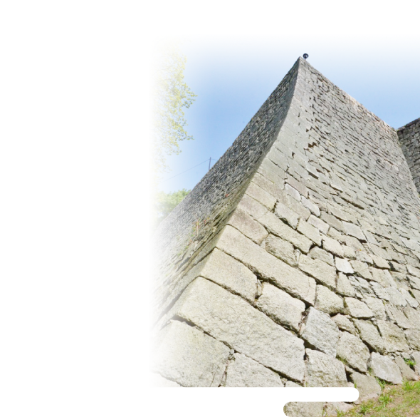 丸亀城の石垣の写真