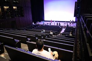 シアターマド小ホール見学時の写真