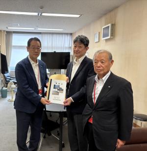 国土交通省　林水管理・国土保全局長
