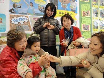 丸亀市役所ロビーにて、ミニ試食会を開催。の画像2