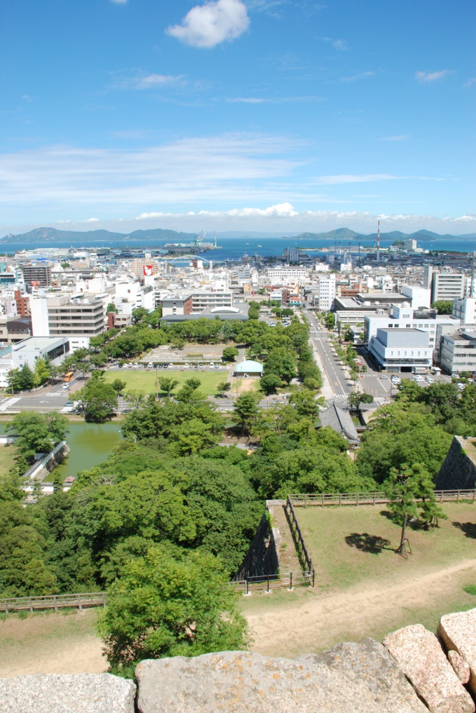 瀬戸内海を望む