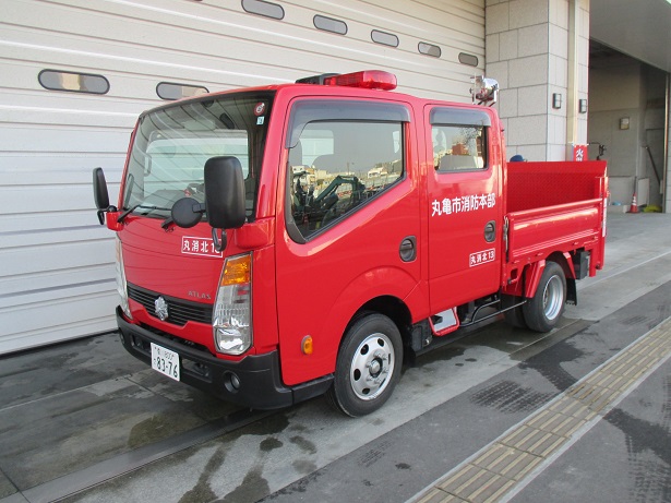 資機材搬送車(しきざいはんそうしゃ)  薬液搬送車(やくえきはんそうしゃ)​の画像