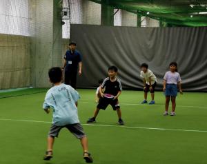 ドッジビーを楽しむ様子1