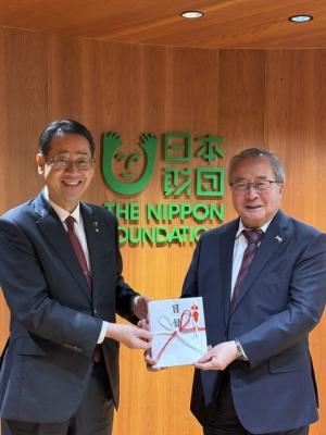 日本財団へ瀬戸内オーシャンズXへの寄付金贈呈