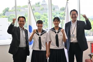 表敬訪問時の写真