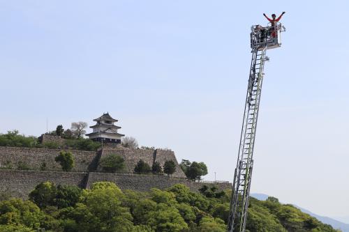 はしご車体験している様子